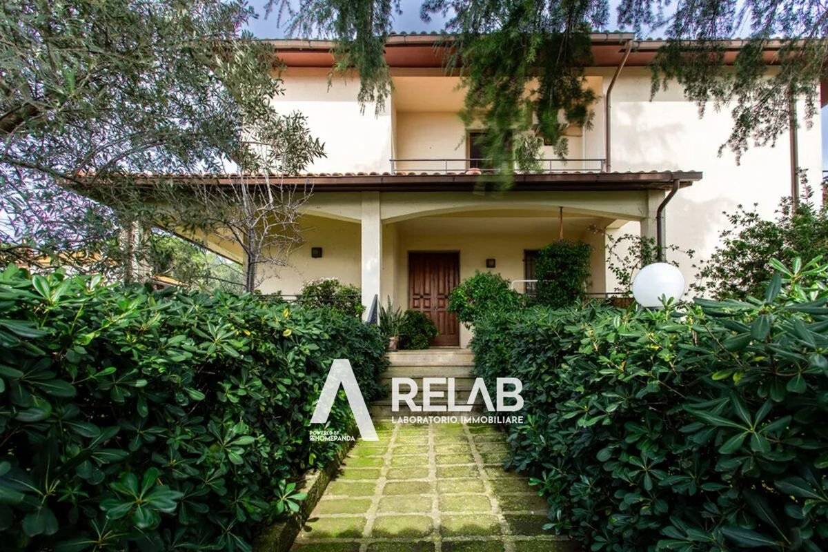 Villa con giardino privato vicino al mare, Borgo Carige, Capalbio (Grosseto)