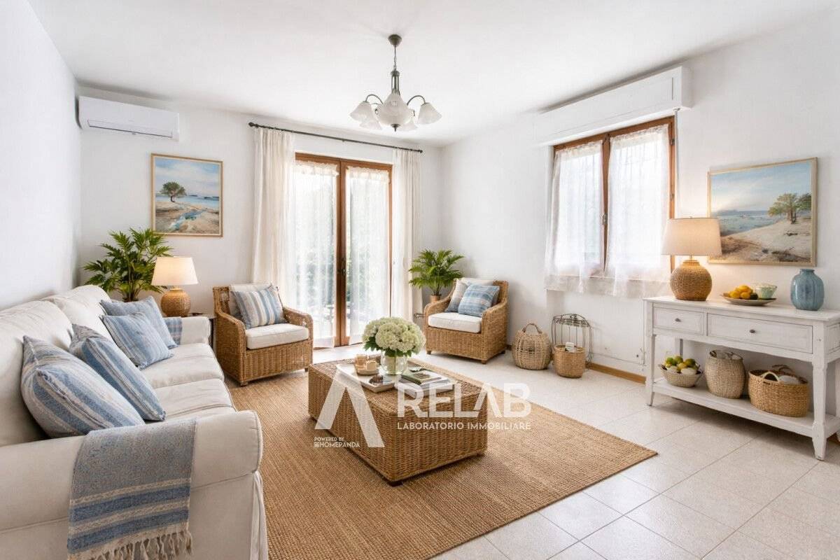 Villa con giardino privato vicino al mare, foto 3